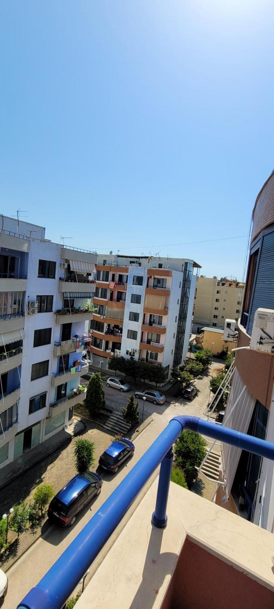 Lovely Golem Durres Апартаменти *
